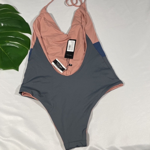 NWT Tavik [ Small ] Chase Colorblock One-Piece Swimsuit‎ Desert Rose/ Grey - Picture 9 of 12